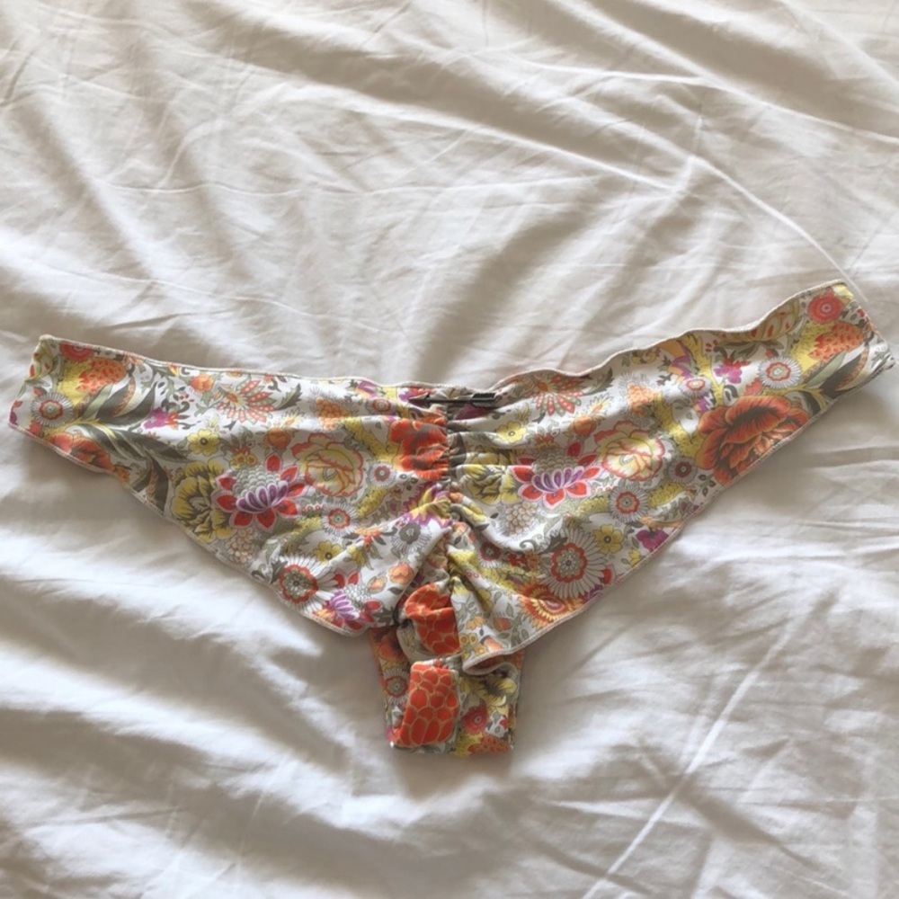 Boys + Arrows bikini cheeky bottoms Medium